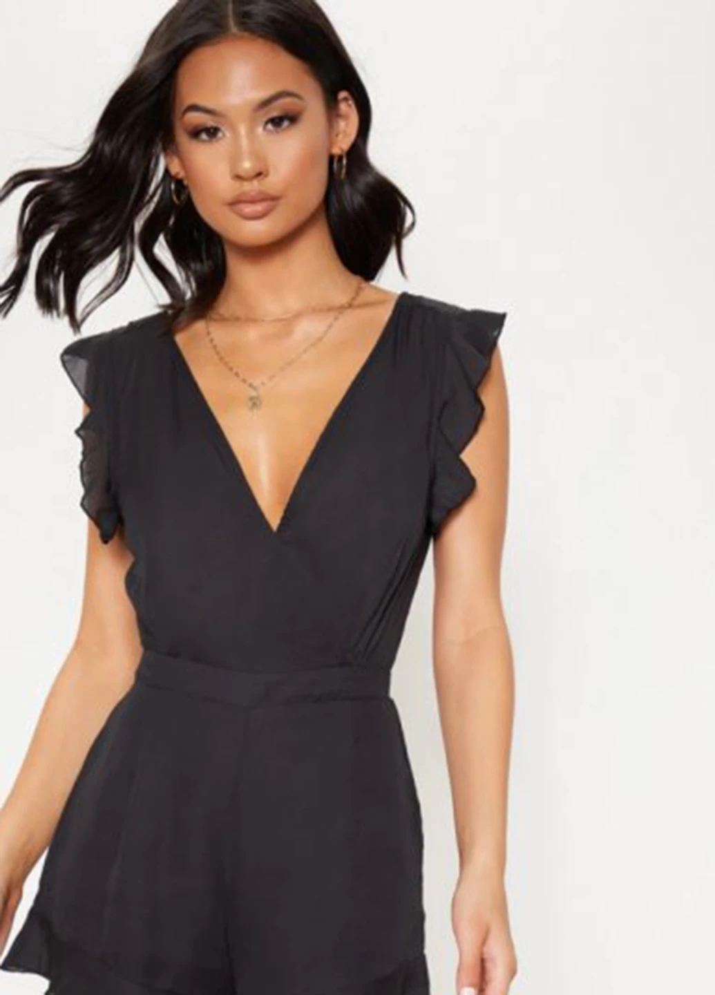 Комбінезон PrettyLittleThing комбінезон-шорти однотонний чорний кежуал поліестер