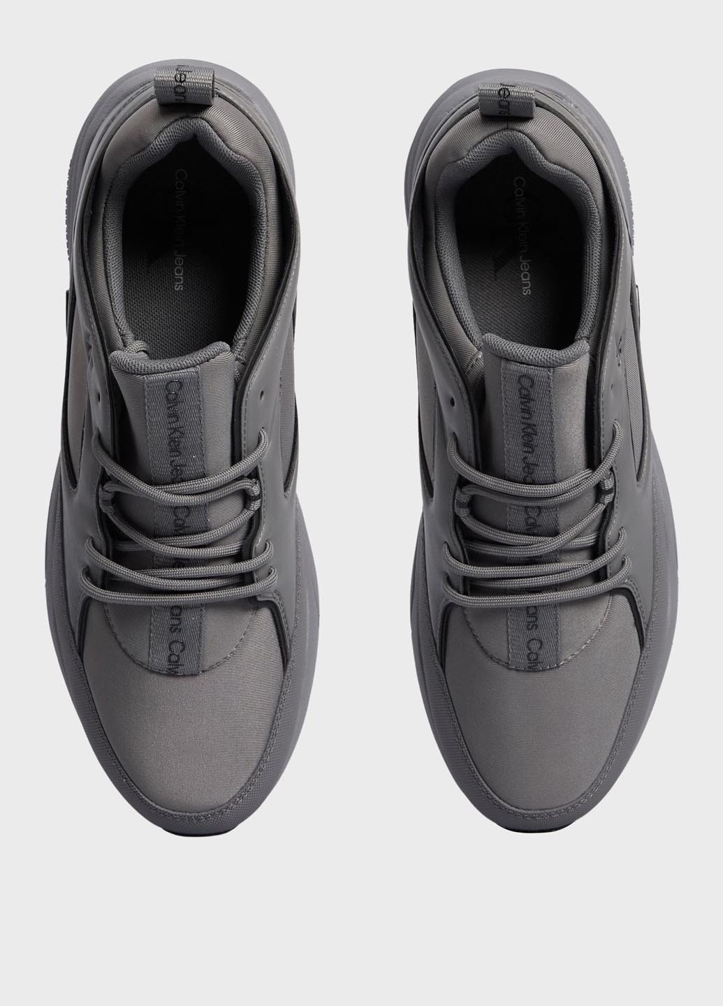 Серые всесезонные кроссовки Calvin Klein Jeans