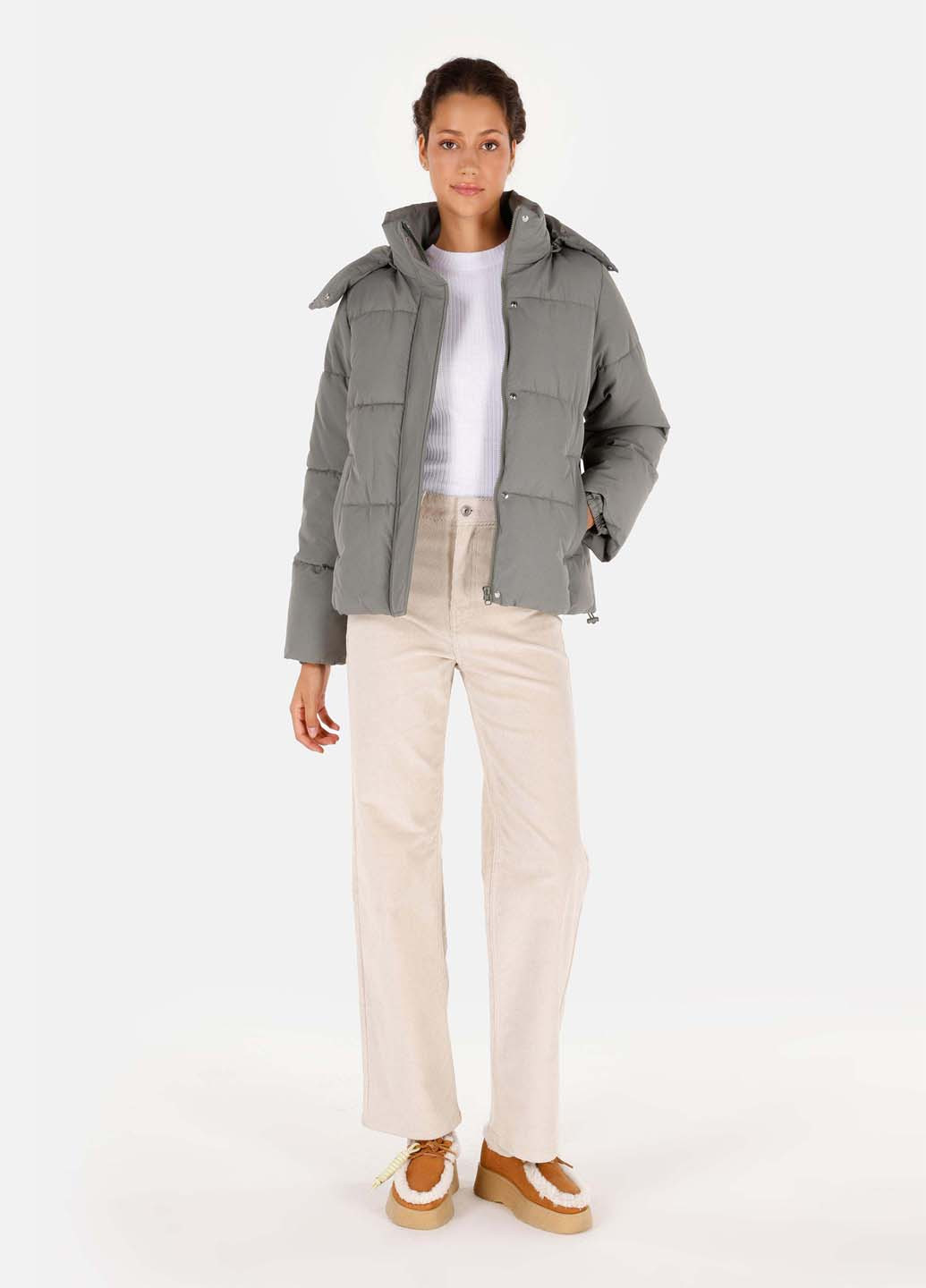 Серая демисезонная куртка Colin's