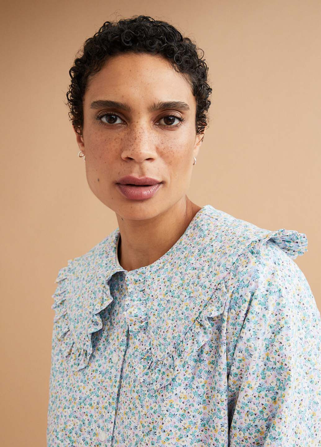 Голубая демисезонная куртка H&M