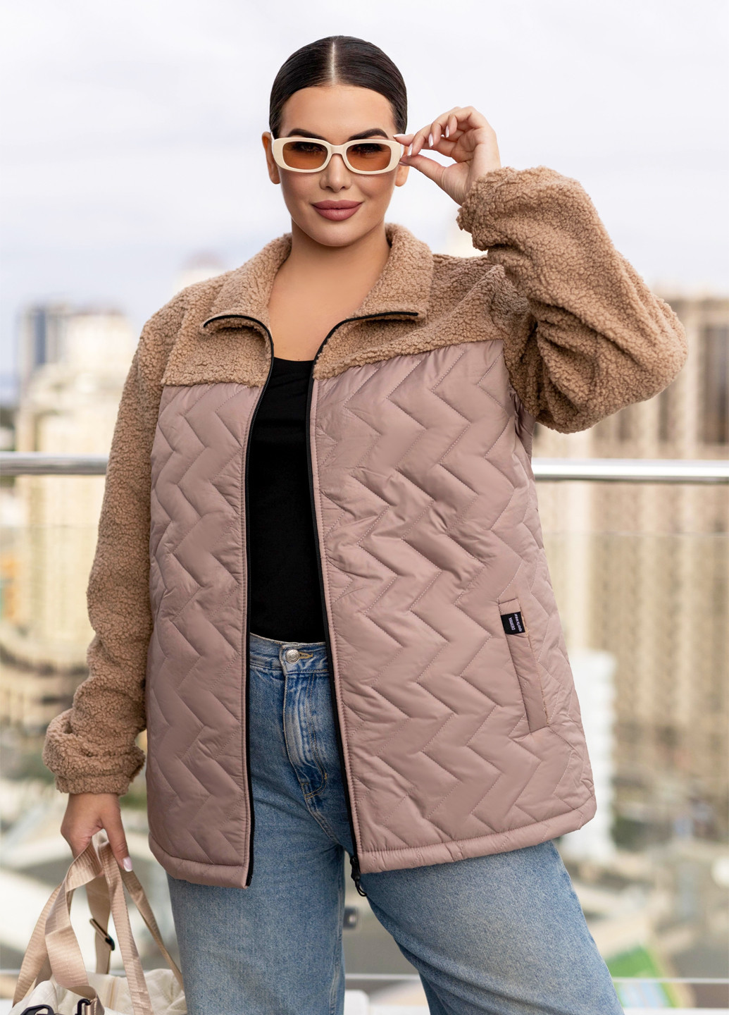 Бежева демісезонна куртка Demma