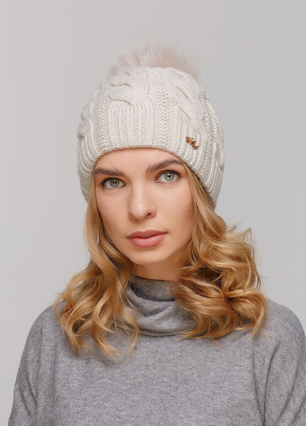 Зимняя теплая женская шапка на флисовой подкладке 550661 Merlini (249643309)