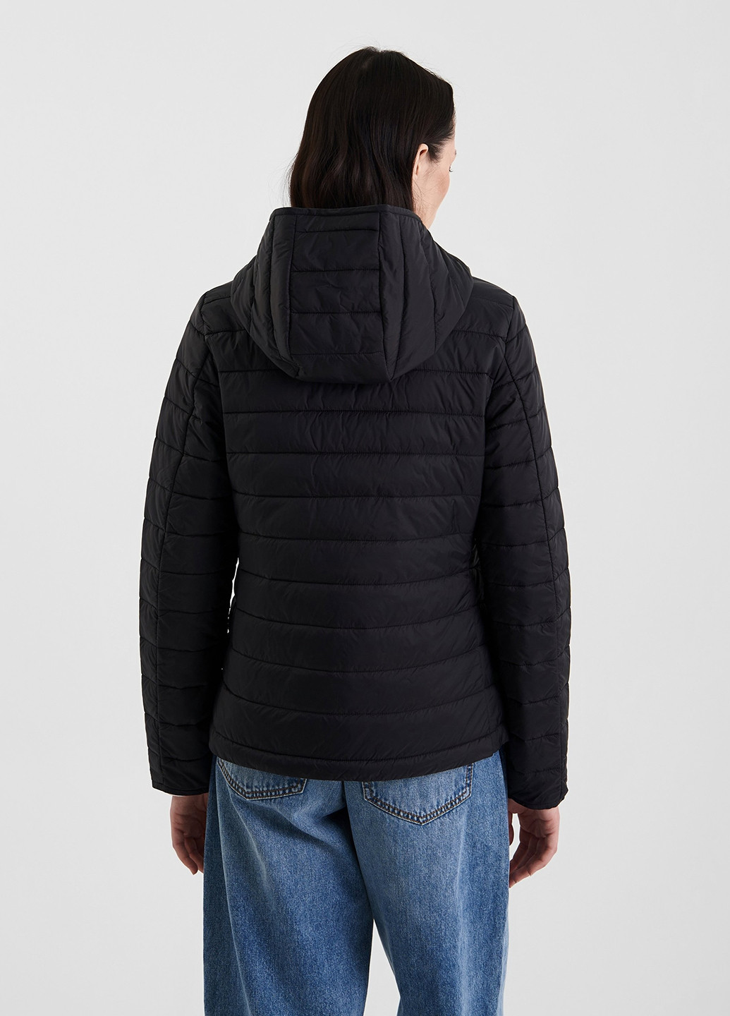 Черная демисезонная куртка United Colors of Benetton