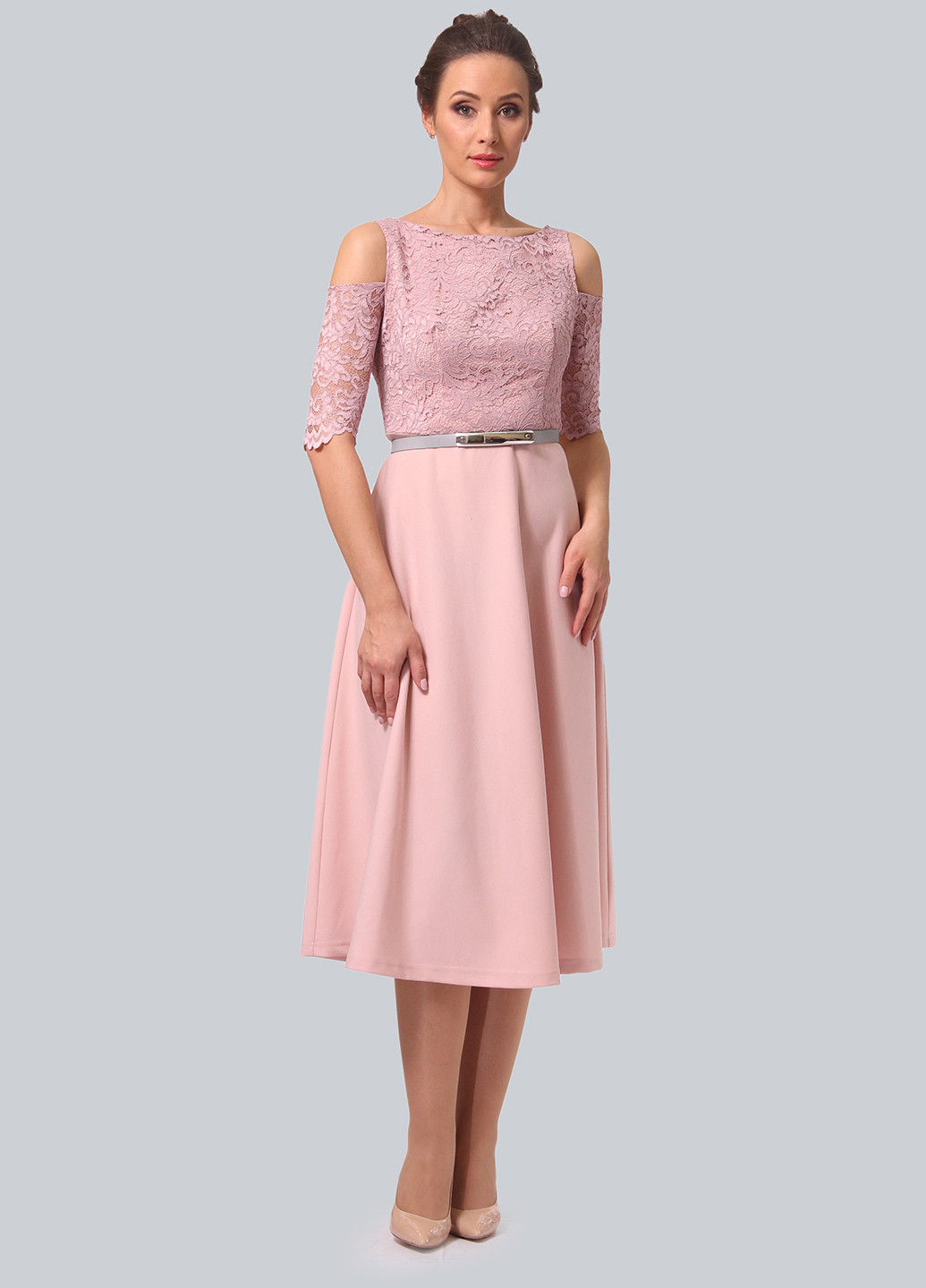 Светло-розовое коктейльное платье клеш Alika Kruss однотонное