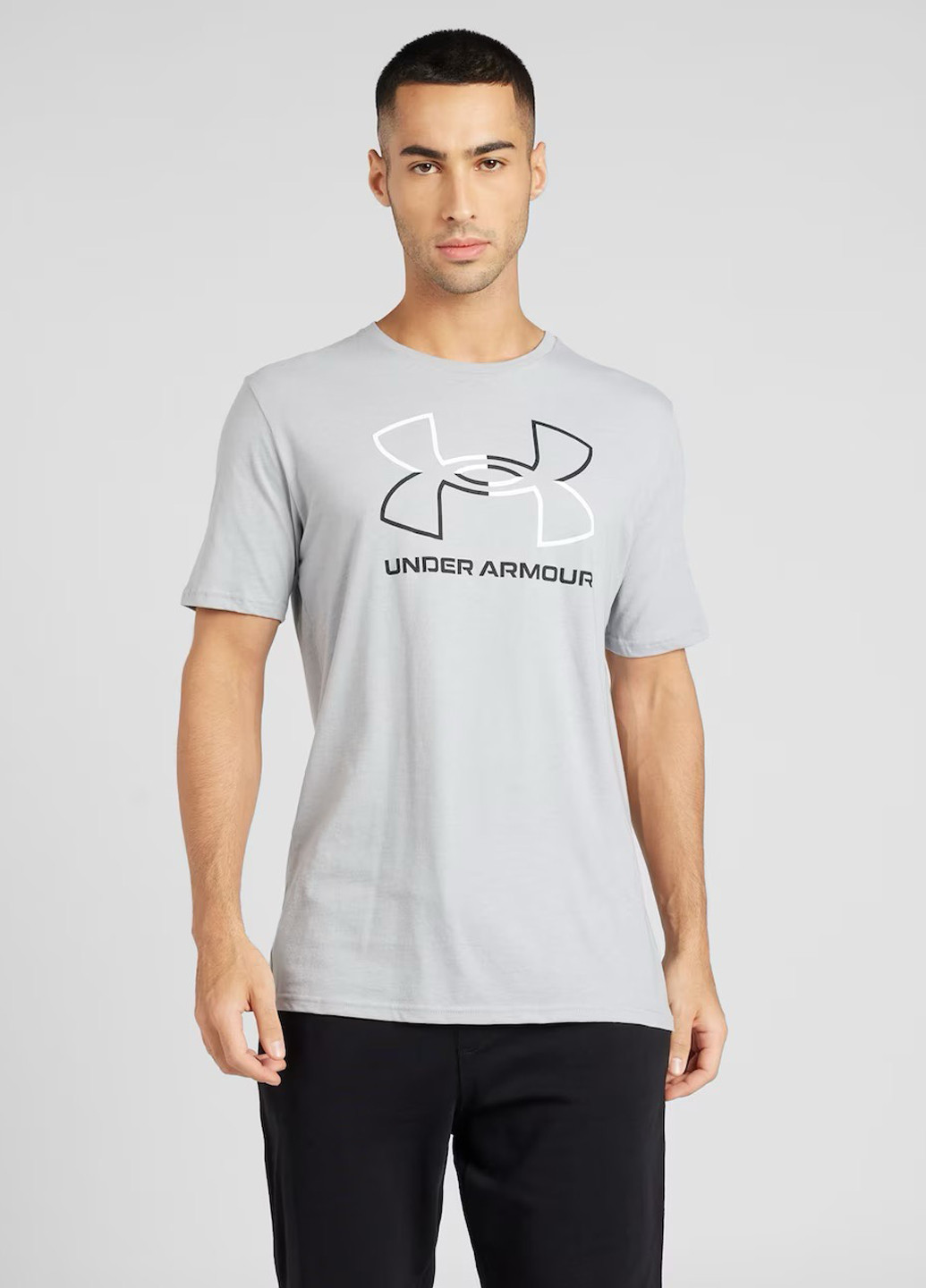 Серая футболка Under Armour