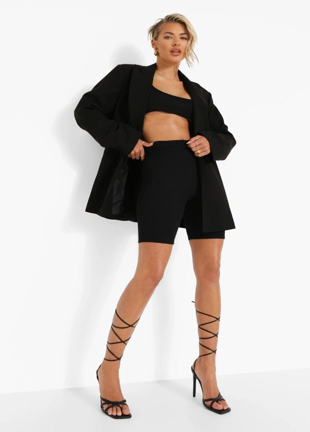 Шорти Boohoo (252376764)