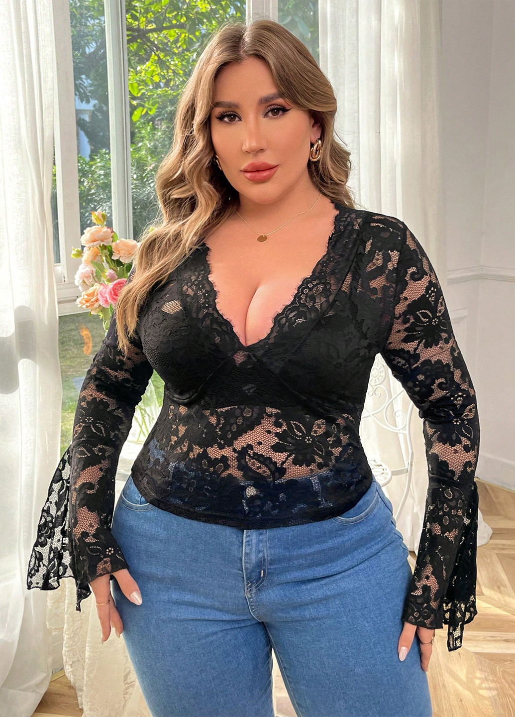 Чорна блуза SHEIN