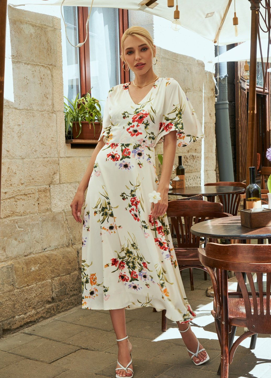 Молочна повсякденний романтичне плаття з квітами Gepur з квітковим принтом