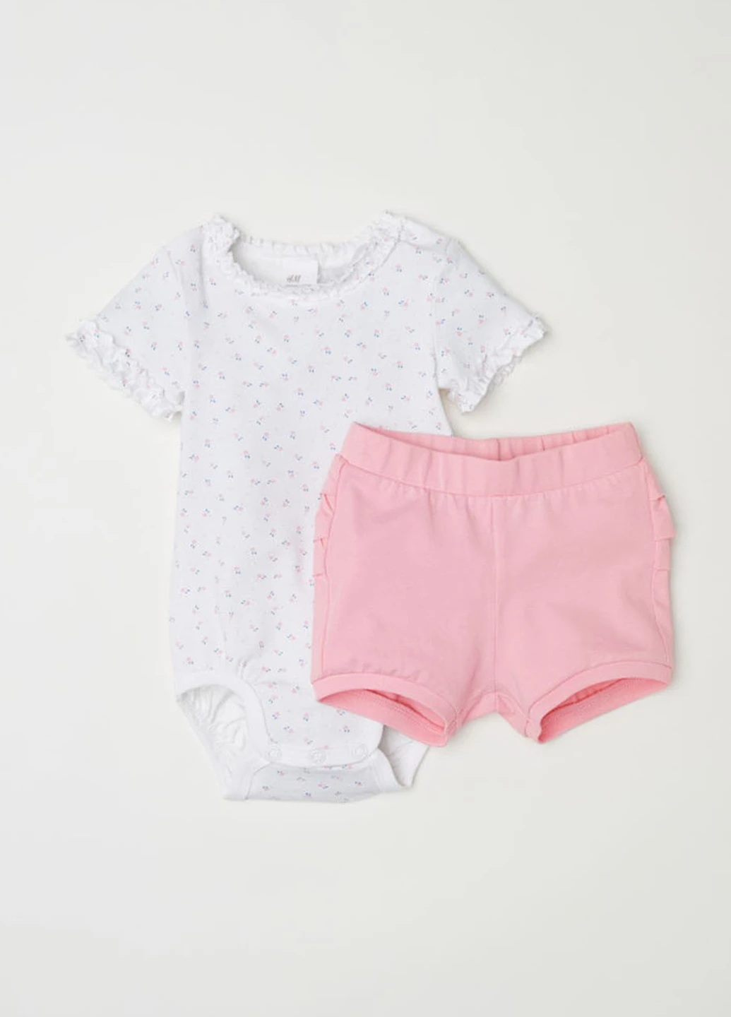 Комбінований демісезонний комплект (боді, шорти) H&M