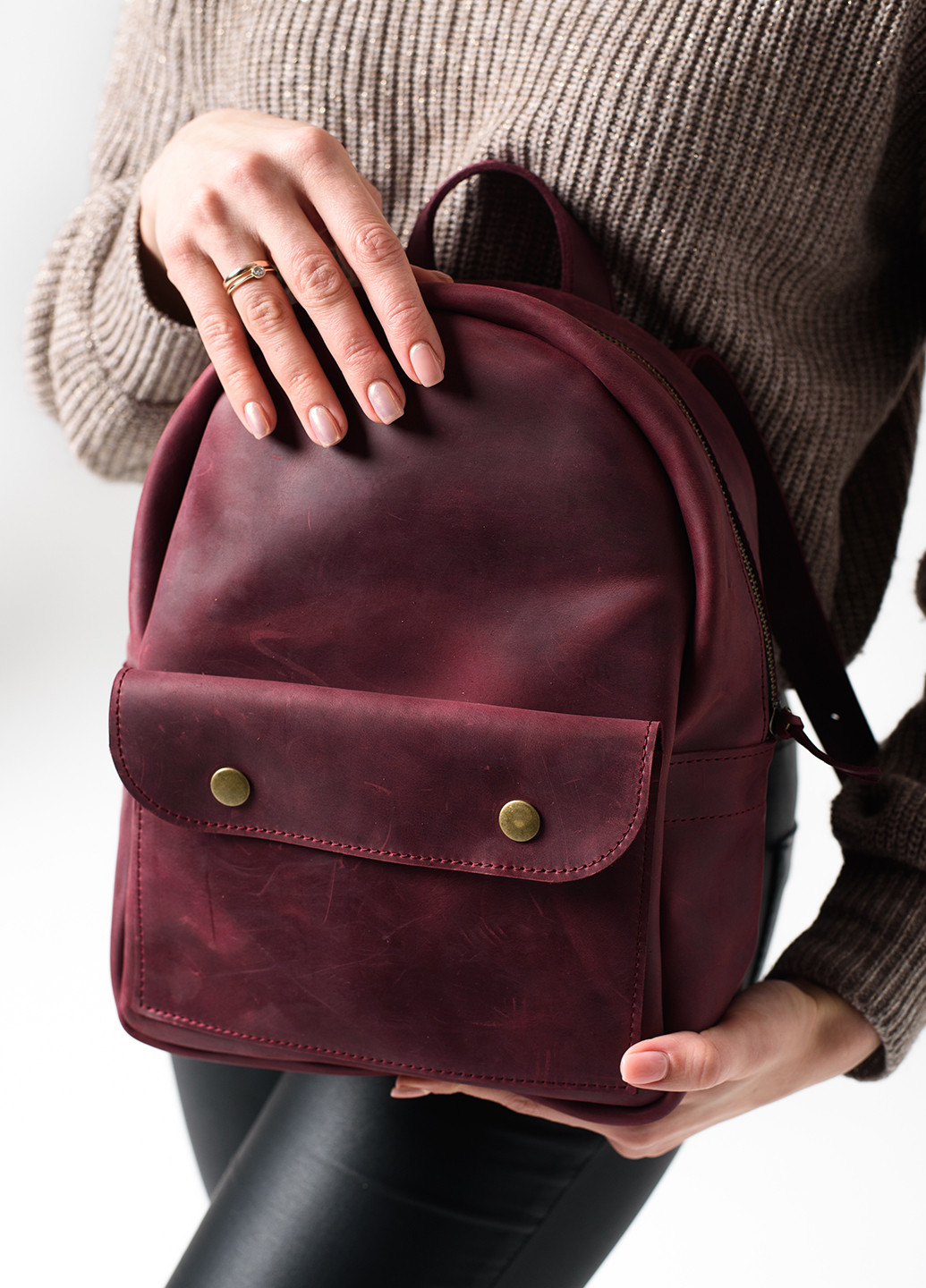 Стильный женский мини-рюкзак ручной работы коньячного цвета из натуральной кожи с легким матовым эффектом Boorbon (253702449)