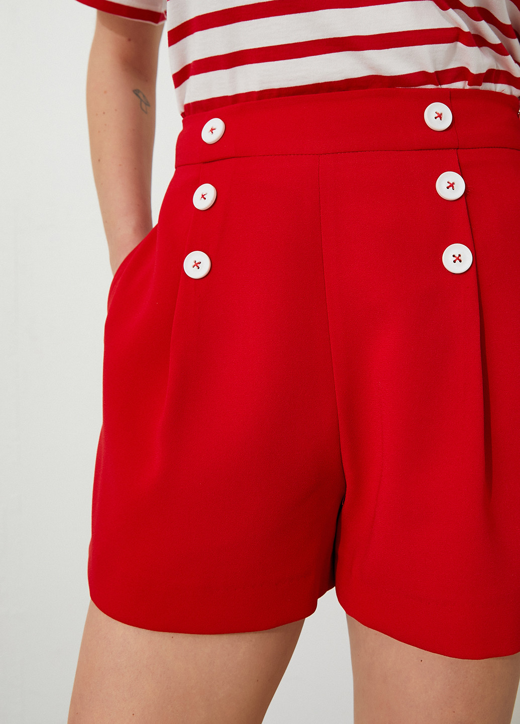 Шорты KOTON (371772380)