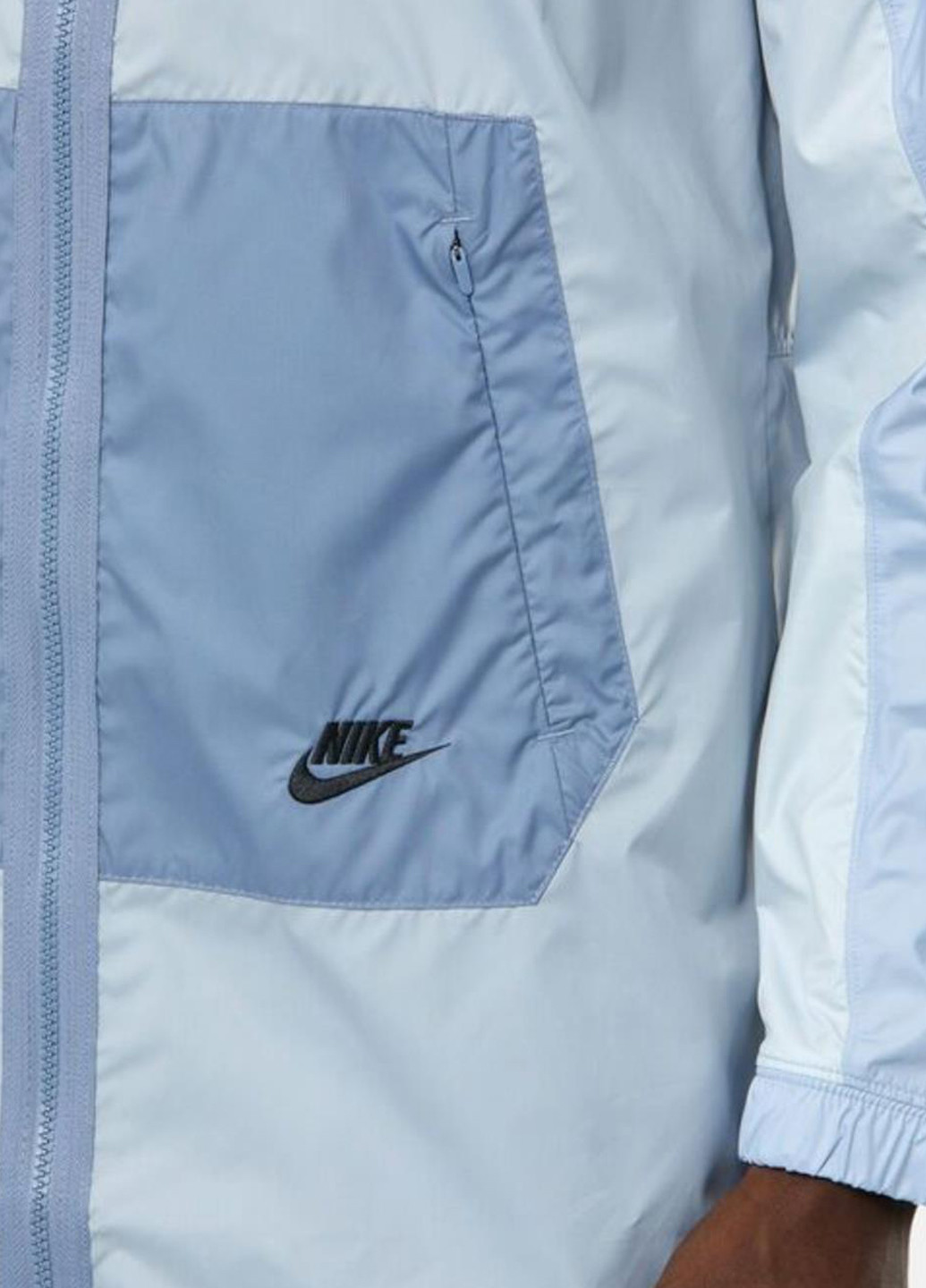 Блакитна демісезонна вітровка Nike NSW SPU WVN JKT