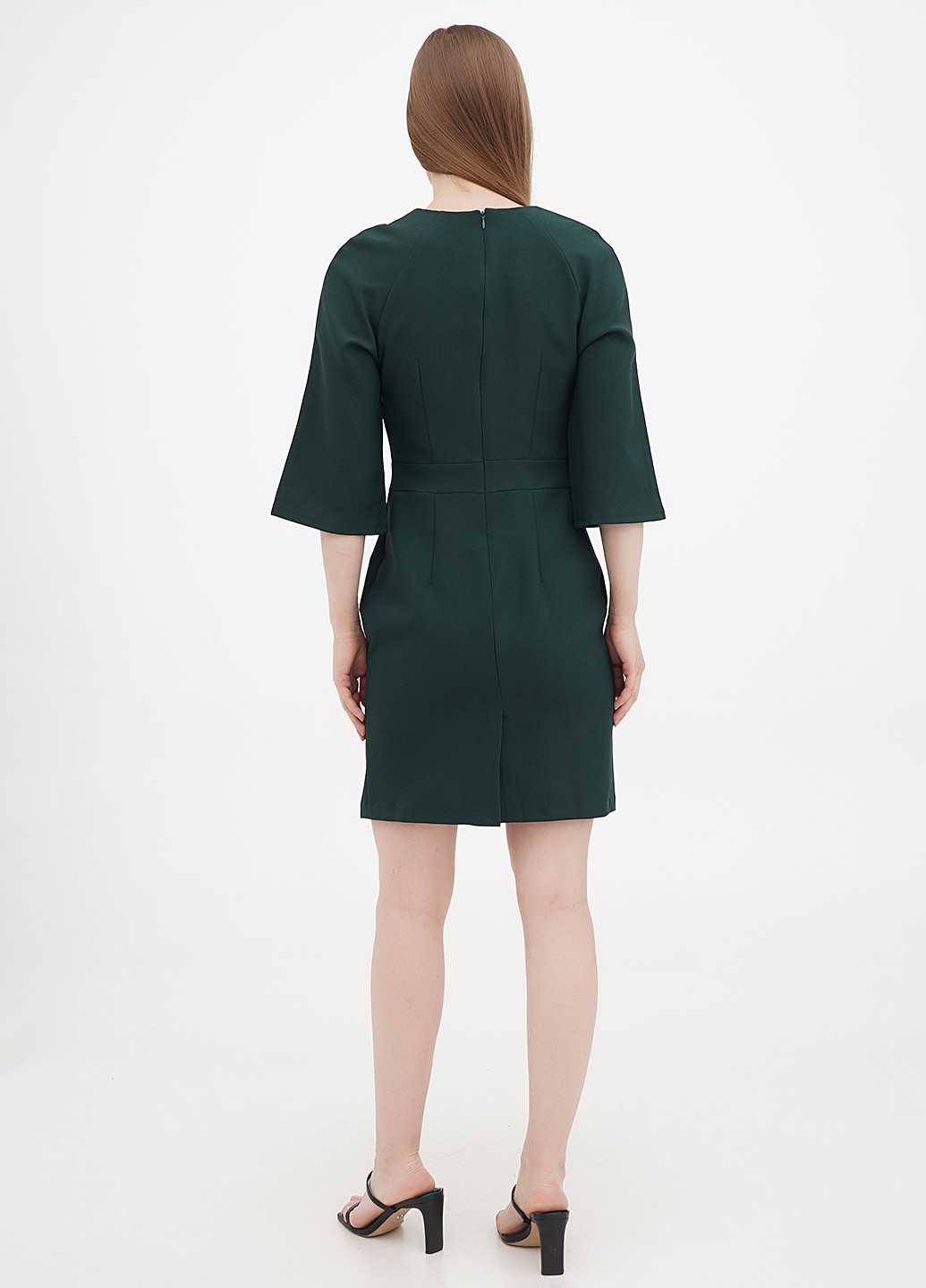 Темно-зеленое кэжуал платье футляр Maurini однотонное