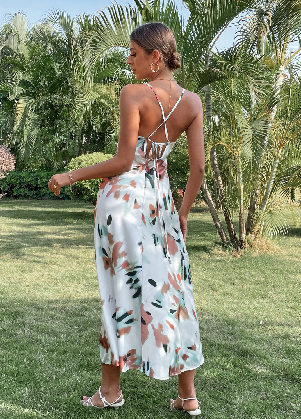 Комбінована кежуал сукня з відкритою спиною SHEIN з абстрактним візерунком