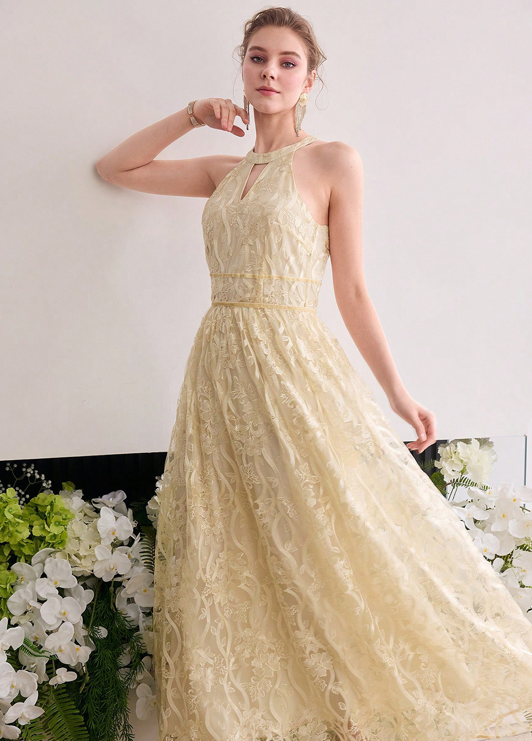 Айвори вечернее платье с юбкой-солнце SHEIN с цветочным принтом