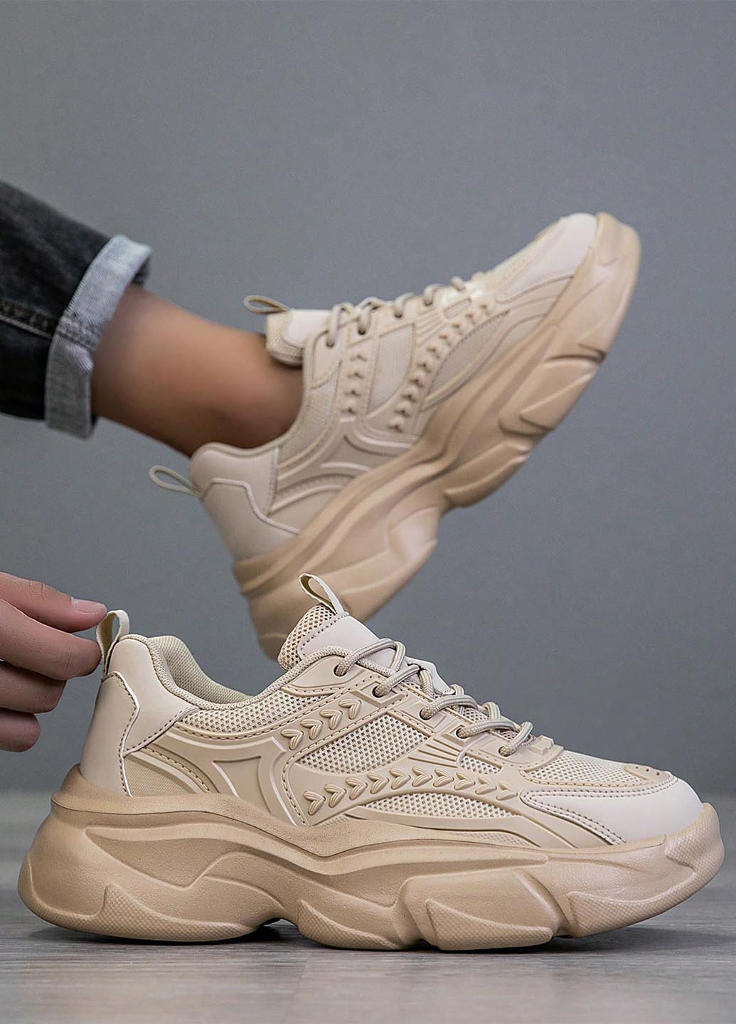 Бежевые демисезонные кроссовки SHEIN