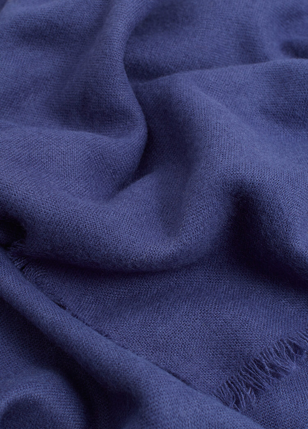 Шарф Mango однотонный тёмно-синий кэжуал акрил