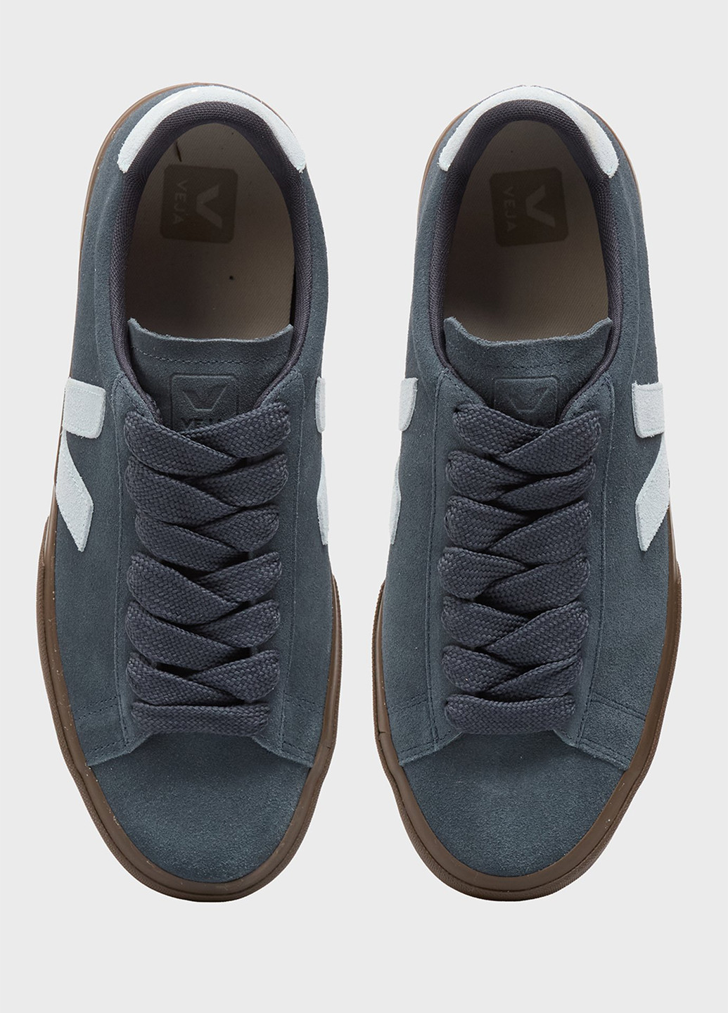 Синие всесезонные кроссовки Veja