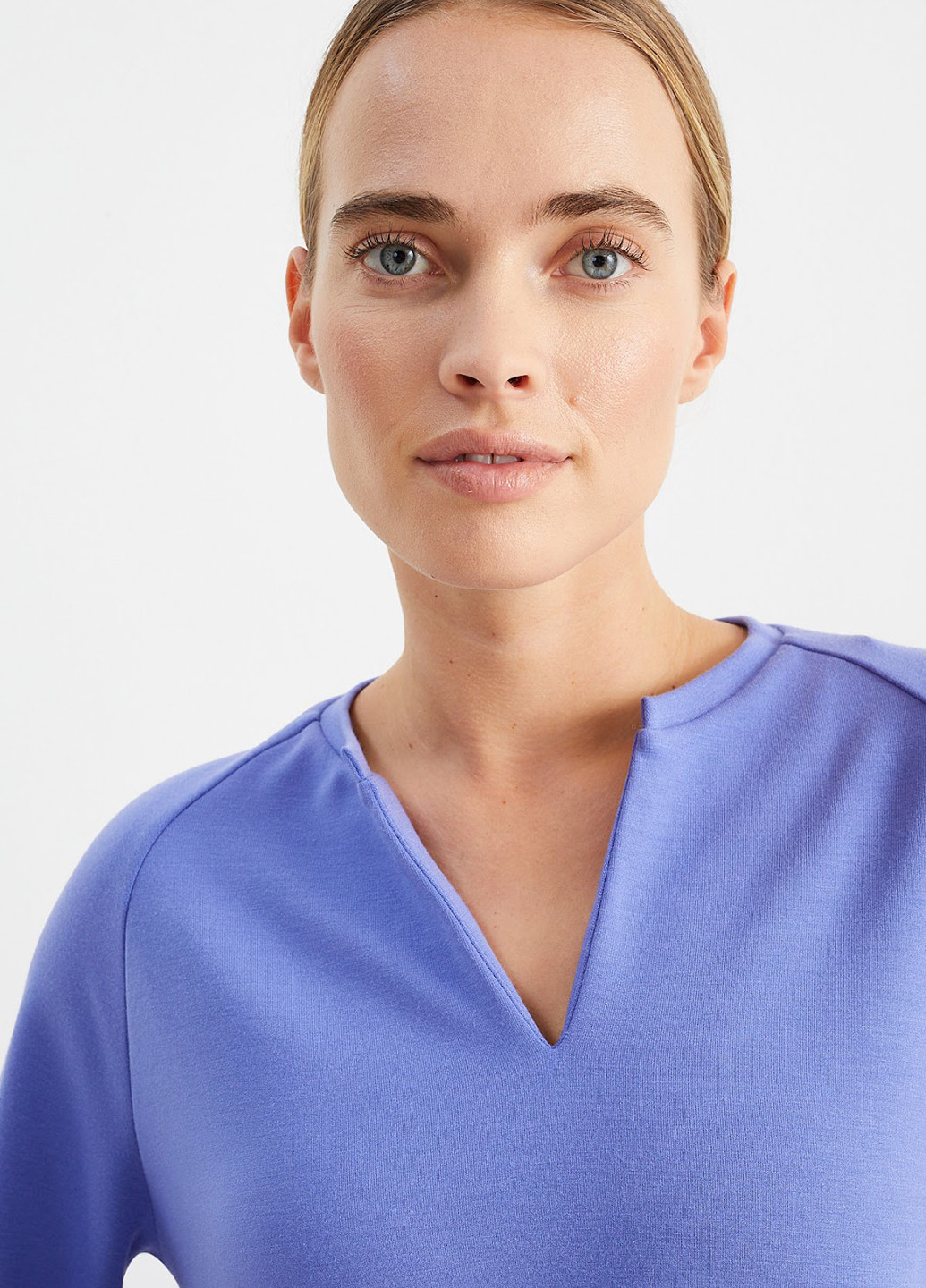 Светло-фиолетовый свитшот C&A однотонный складки (323024097)