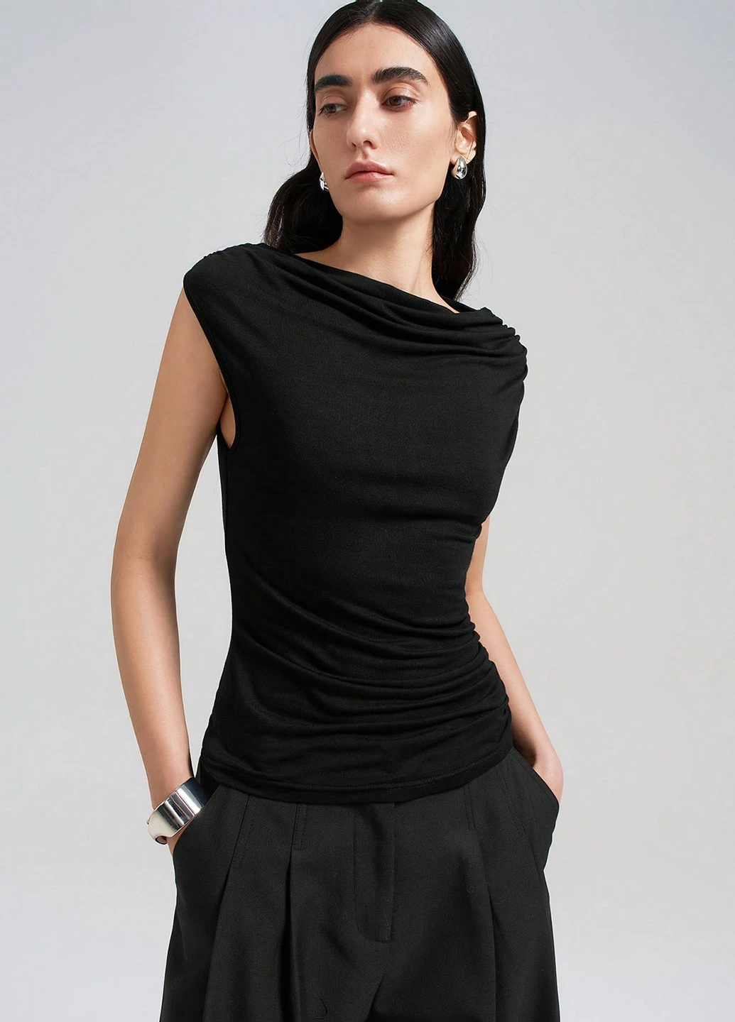 Чёрная блуза SHEIN