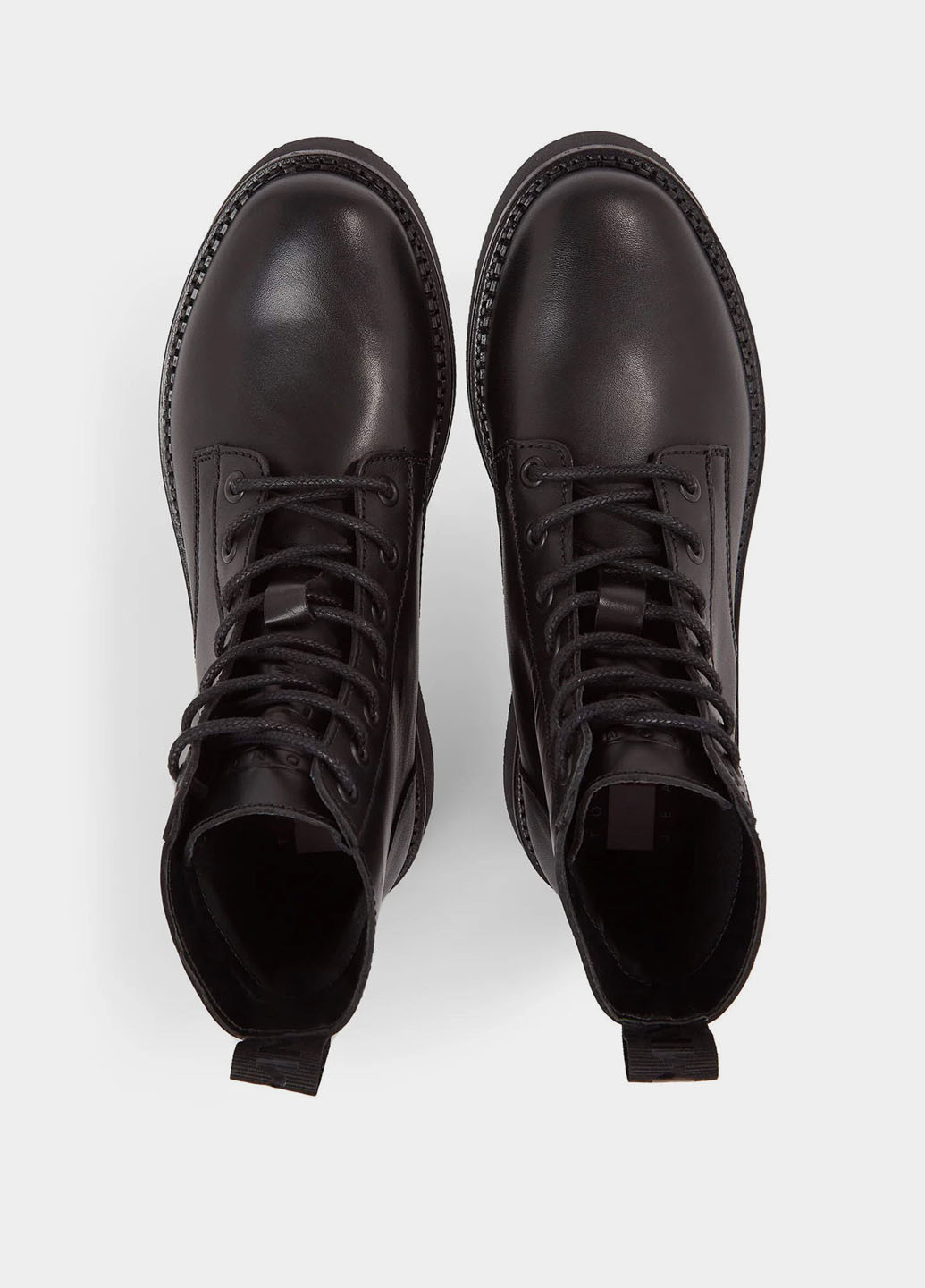 Осенние ботинки Tommy Hilfiger без декора