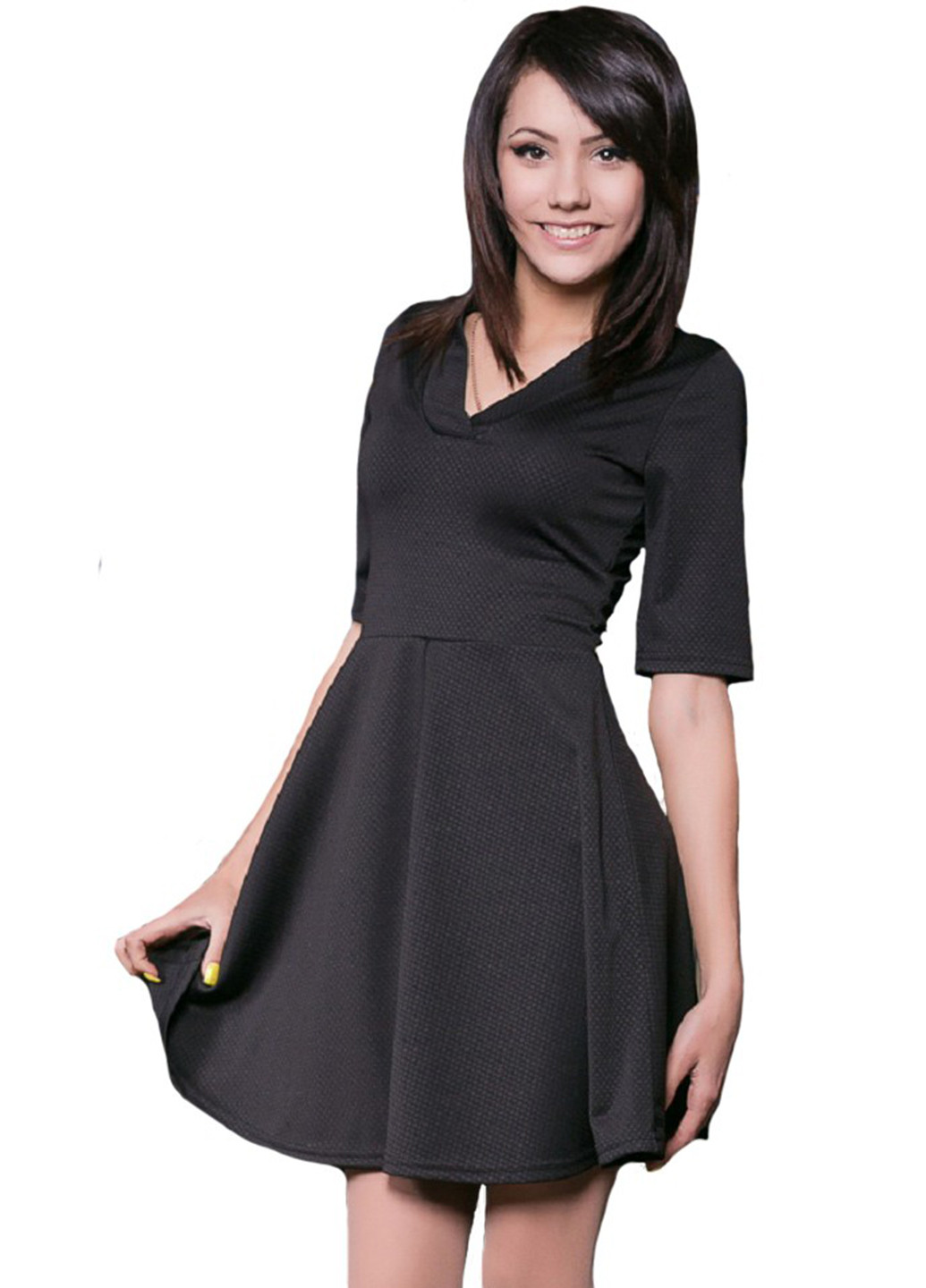 Черное кэжуал платье с коротким рукавом Modna Anka однотонное