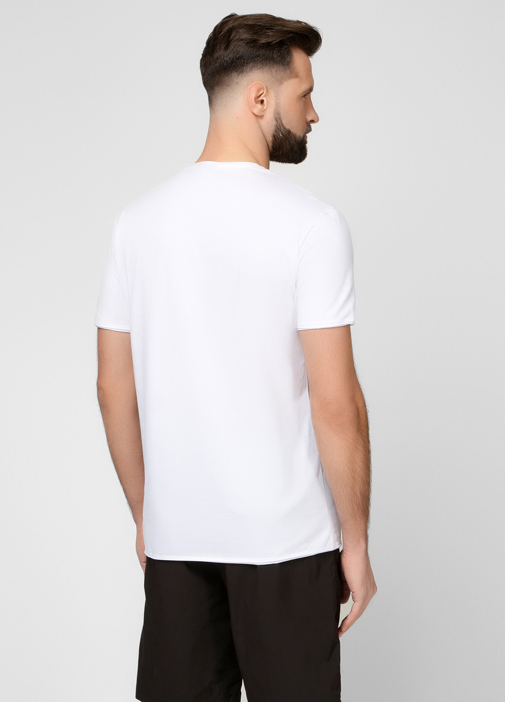 Белая футболка Strellson