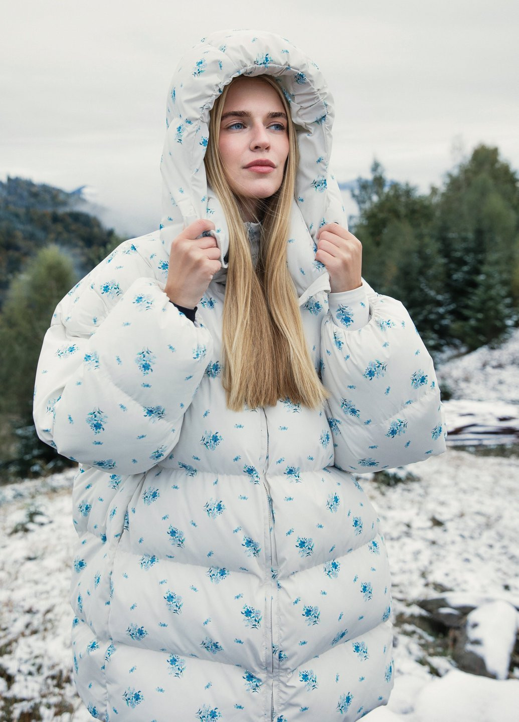 Молочна зимня куртка Gepur