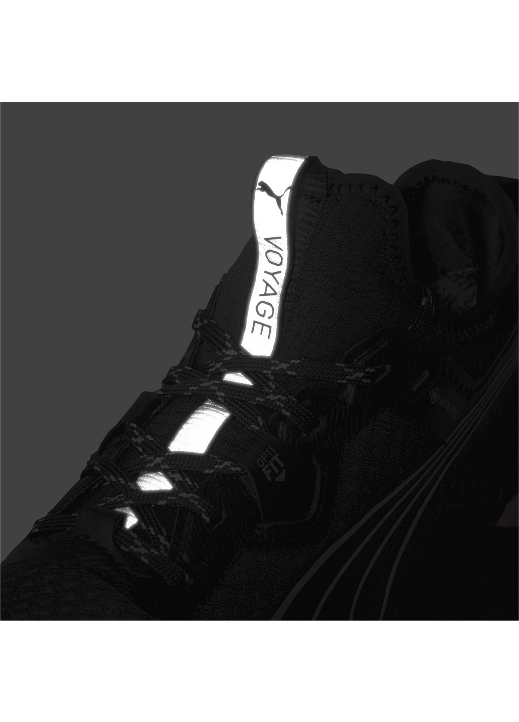 Чорні всесезонні кросівки voyage nitro gore-tex women's running shoes Puma