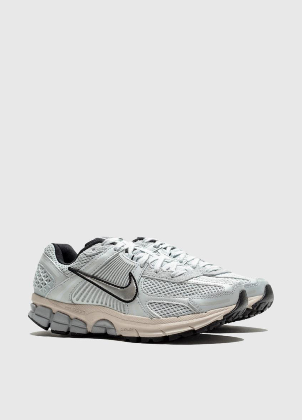 Кросівки FN6742-002 Nike W Air Zoom Vomero 5 сірі демісезони (329567028)