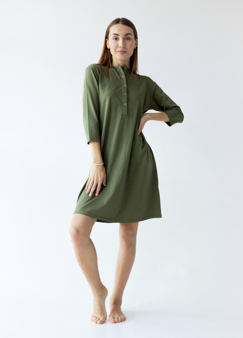 Оливковое (хаки) домашнее платье-рубашка для беременных и кормящих мам, хаки Koko boutique однотонное