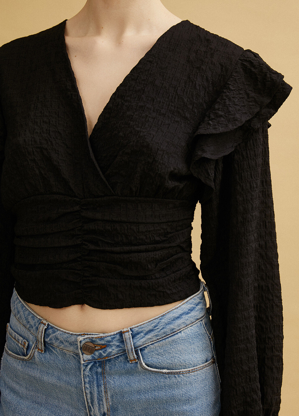 Чорна блуза на запах KOTON