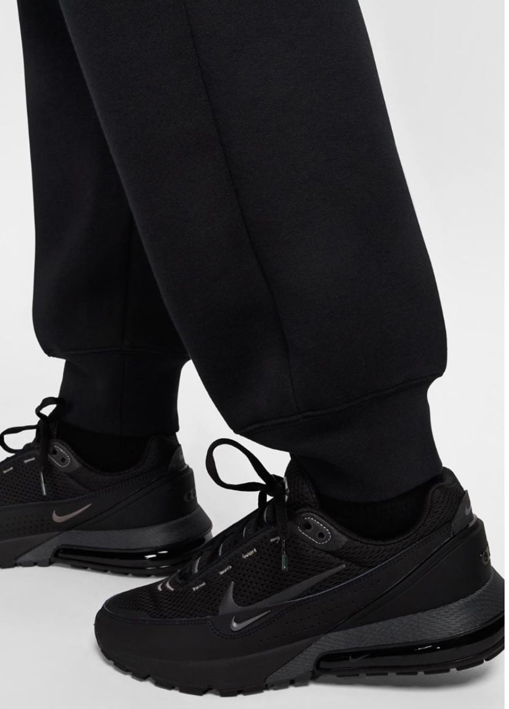 Черные спортивные, кэжуал демисезонные джоггеры брюки Nike