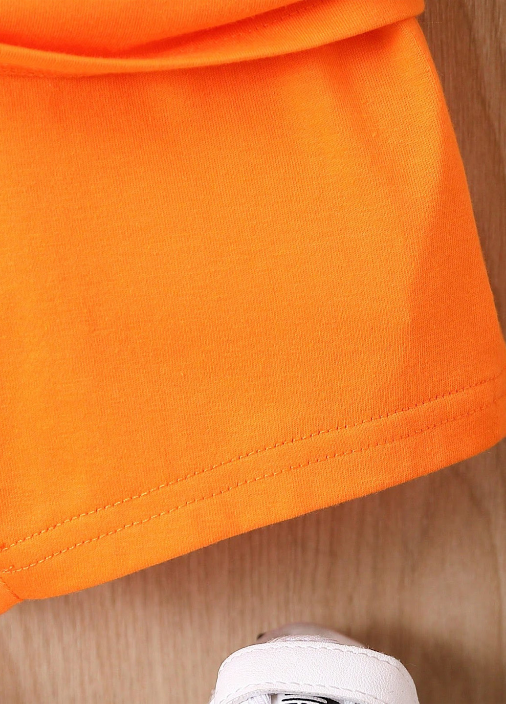 Помаранчевий літній костюм (футболка, шорти) з шортами SHEIN