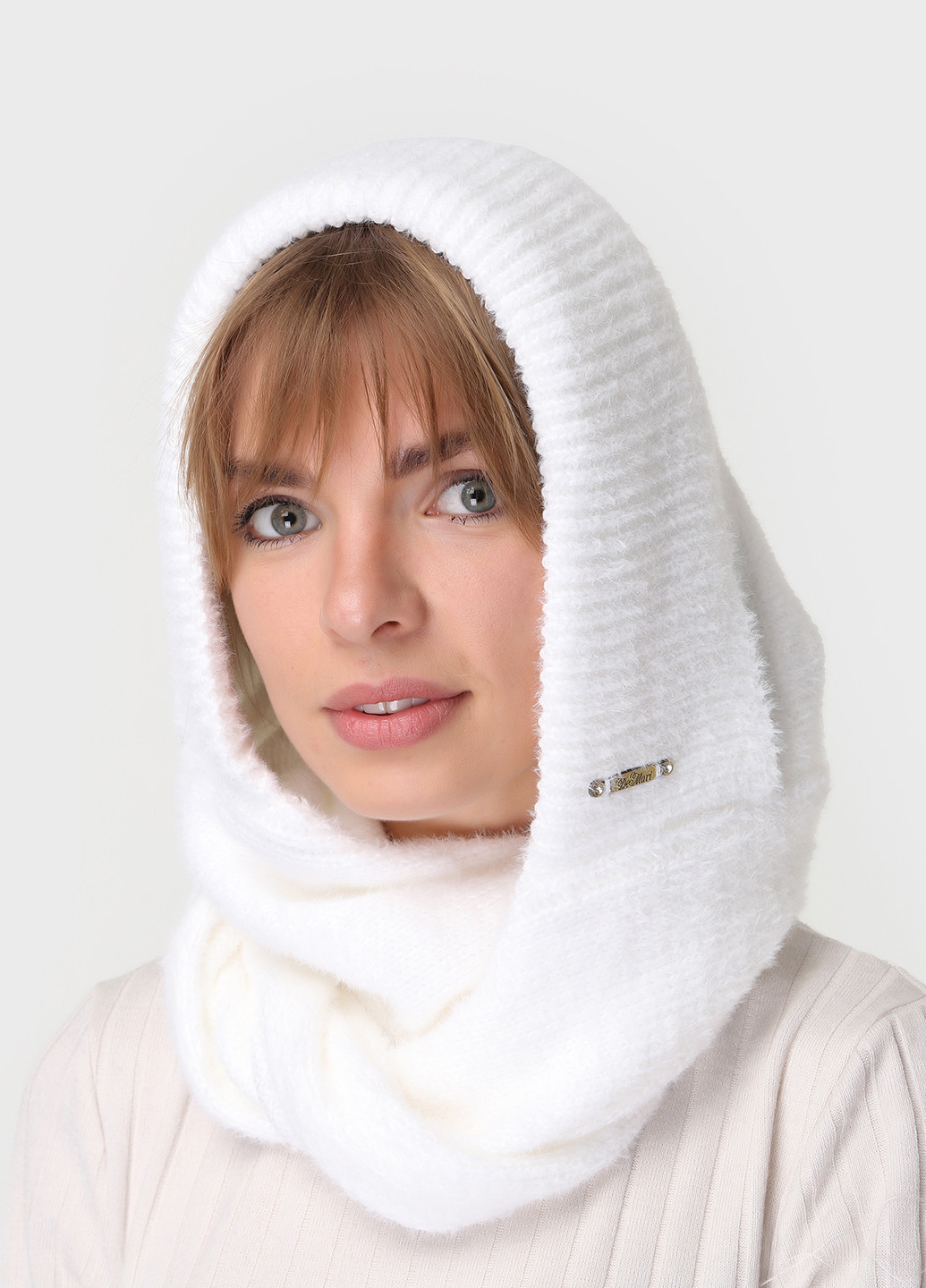 Ангоровый теплный зимний женский капор с отворотом 442007 DeMari Капор однотонный белый кэжуал ангора