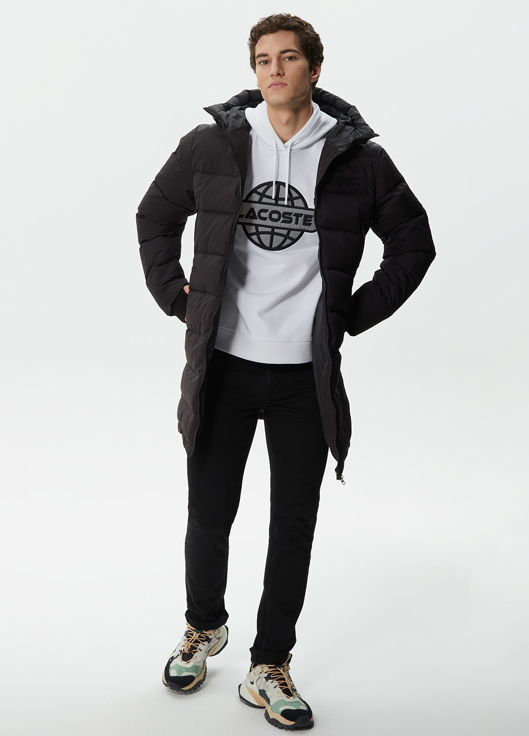 Черная зимняя куртка Lacoste