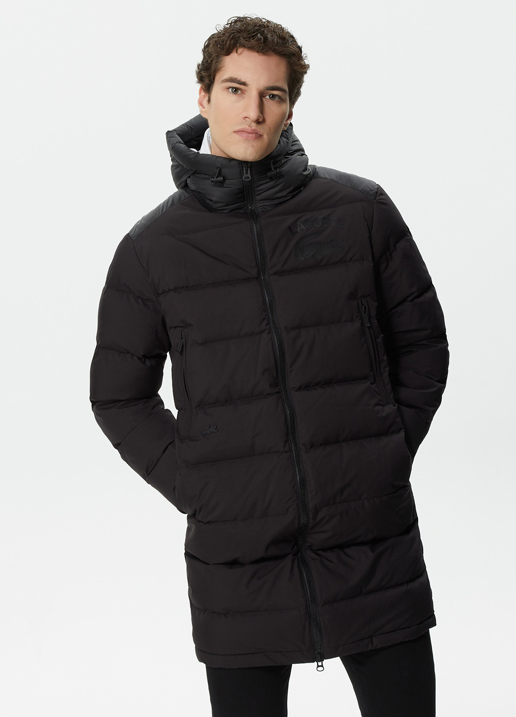 Черная зимняя куртка Lacoste