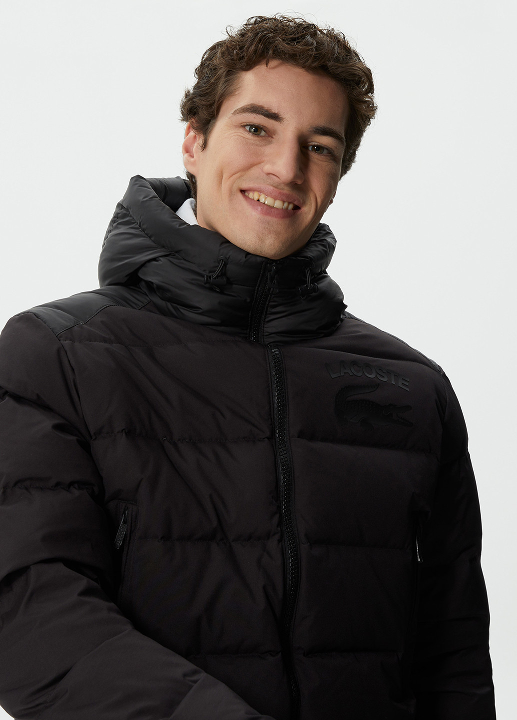 Черная зимняя куртка Lacoste