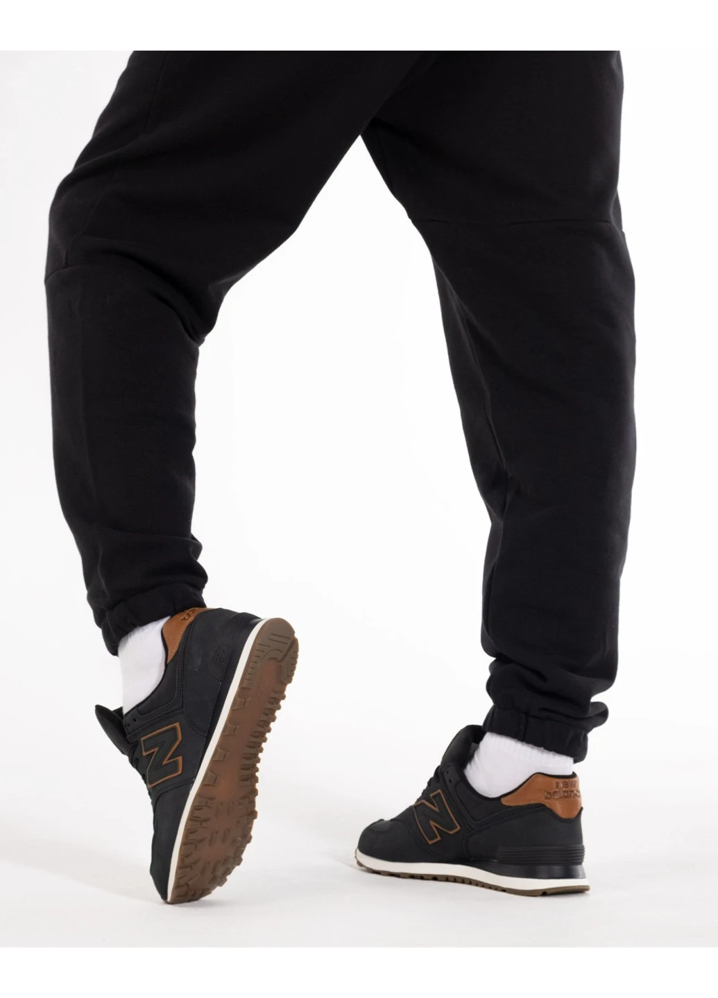 Черные демисезонные кроссовки 574 luxe New Balance