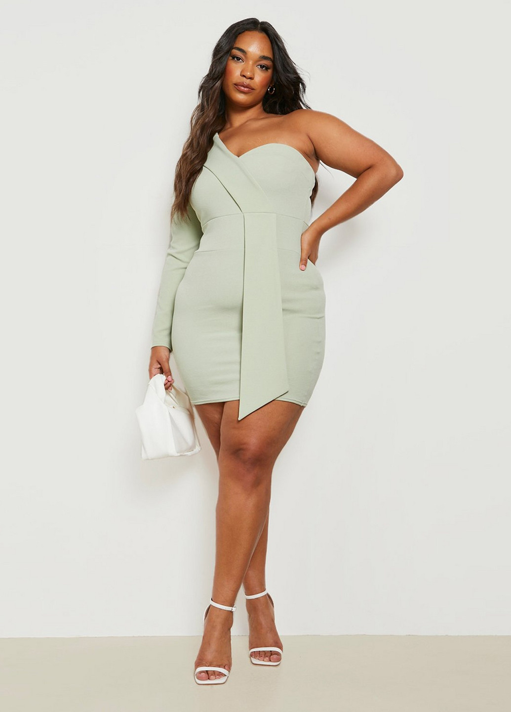 Мятное коктейльное, кэжуал платье силуэтная, на одно плечо Boohoo однотонное