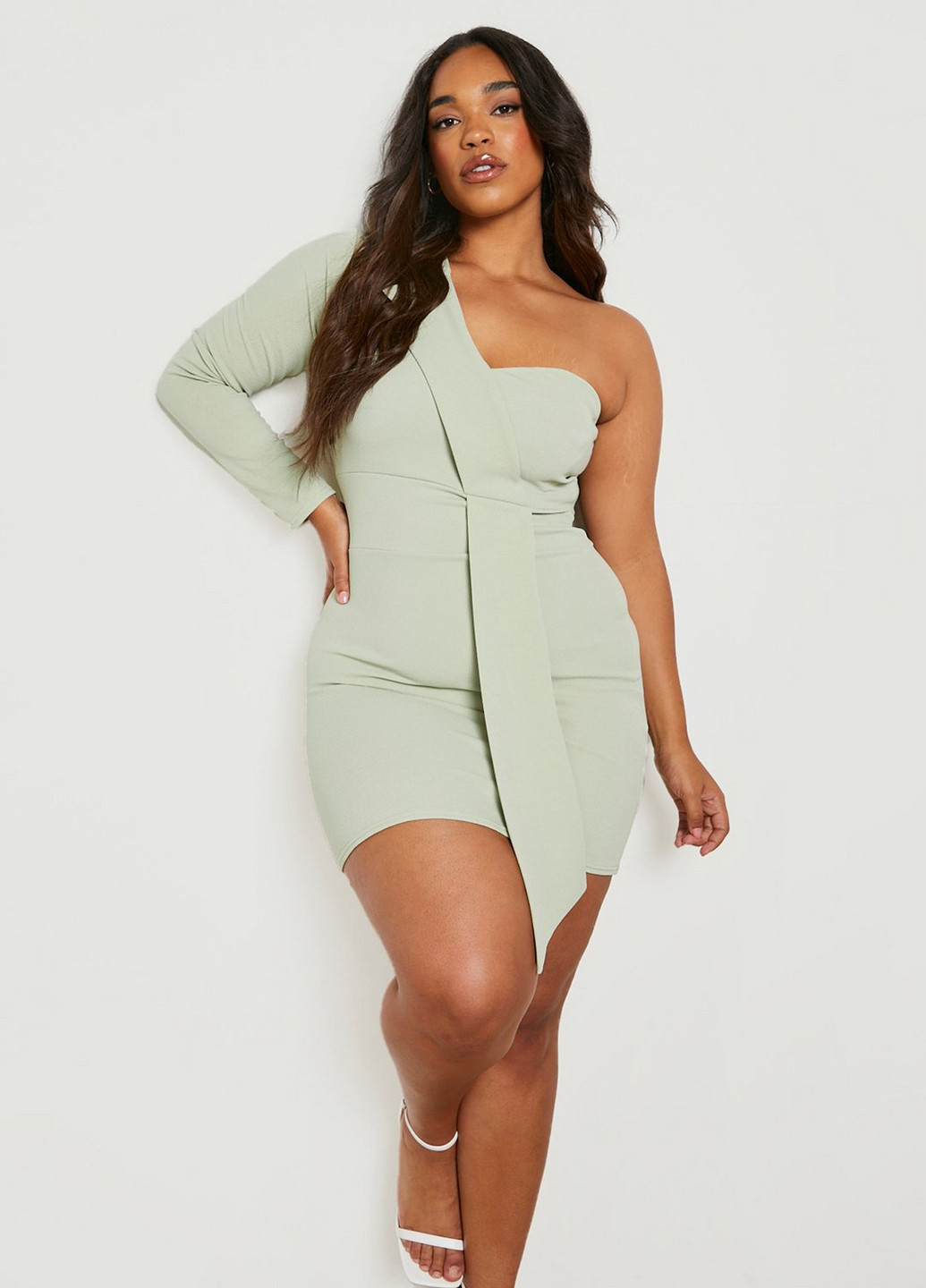 Мятное коктейльное, кэжуал платье силуэтная, на одно плечо Boohoo однотонное