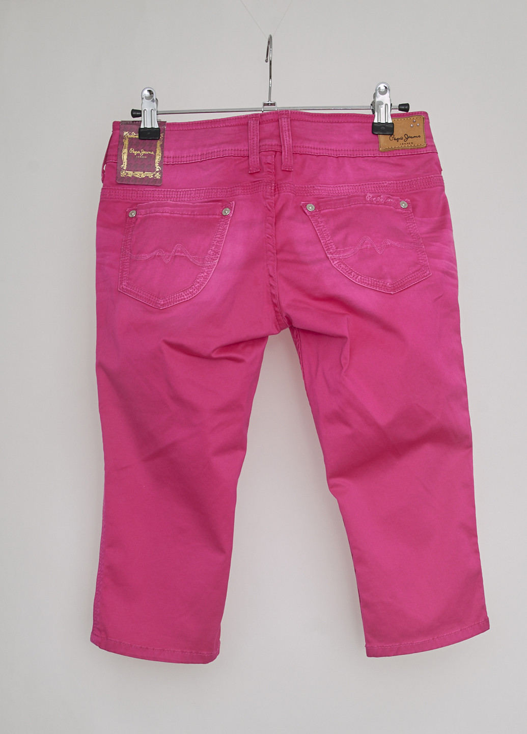 Розовые джинсовые демисезонные зауженные брюки Pepe Jeans