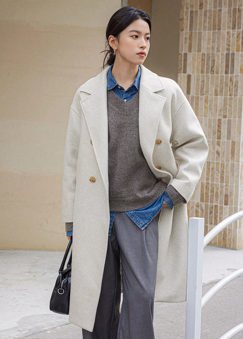 Бежеве демісезонне Пальто двобортне SHEIN