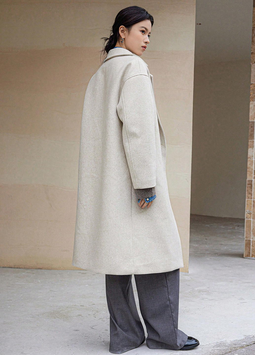 Бежеве демісезонне Пальто двобортне SHEIN