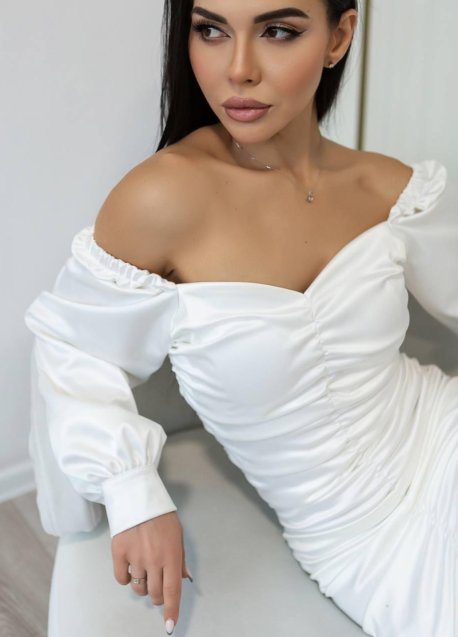 Белое женское платье из королевского атласа молочного цвета 373578 New Trend