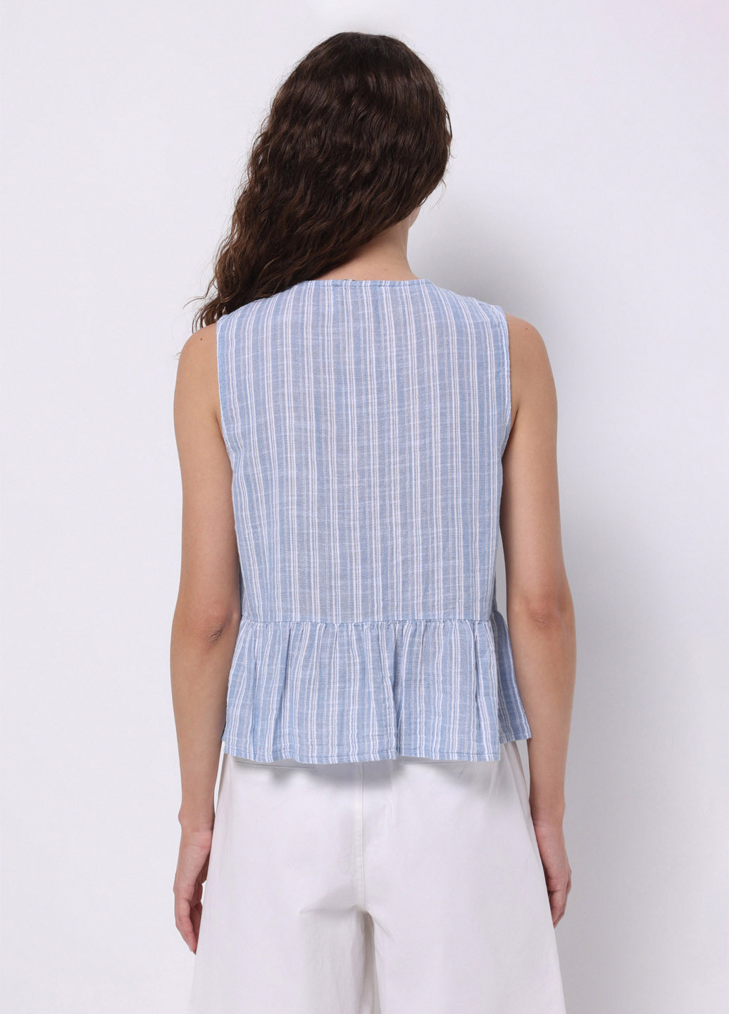 Голубая блуза с баской Colin's