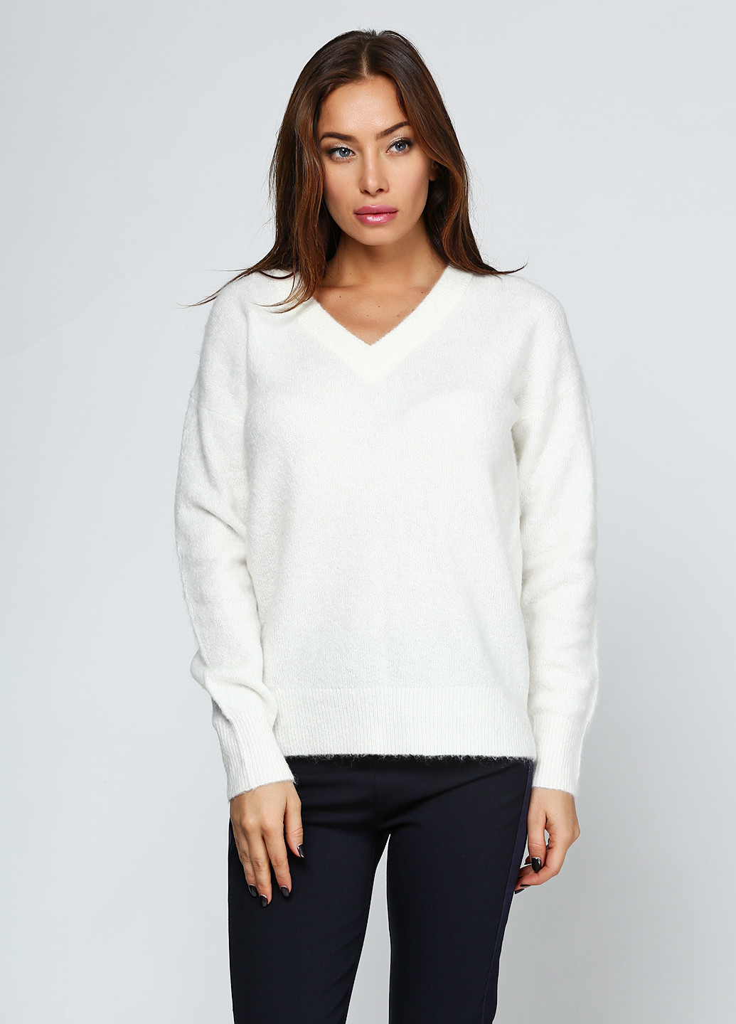 Молочный демисезонный пуловер пуловер Pinko