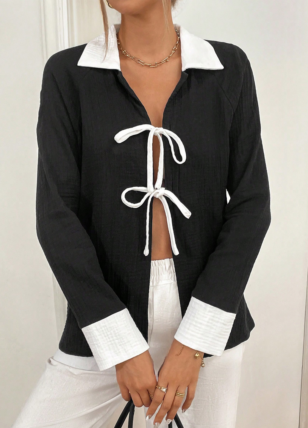 Чорно-біла блуза SHEIN