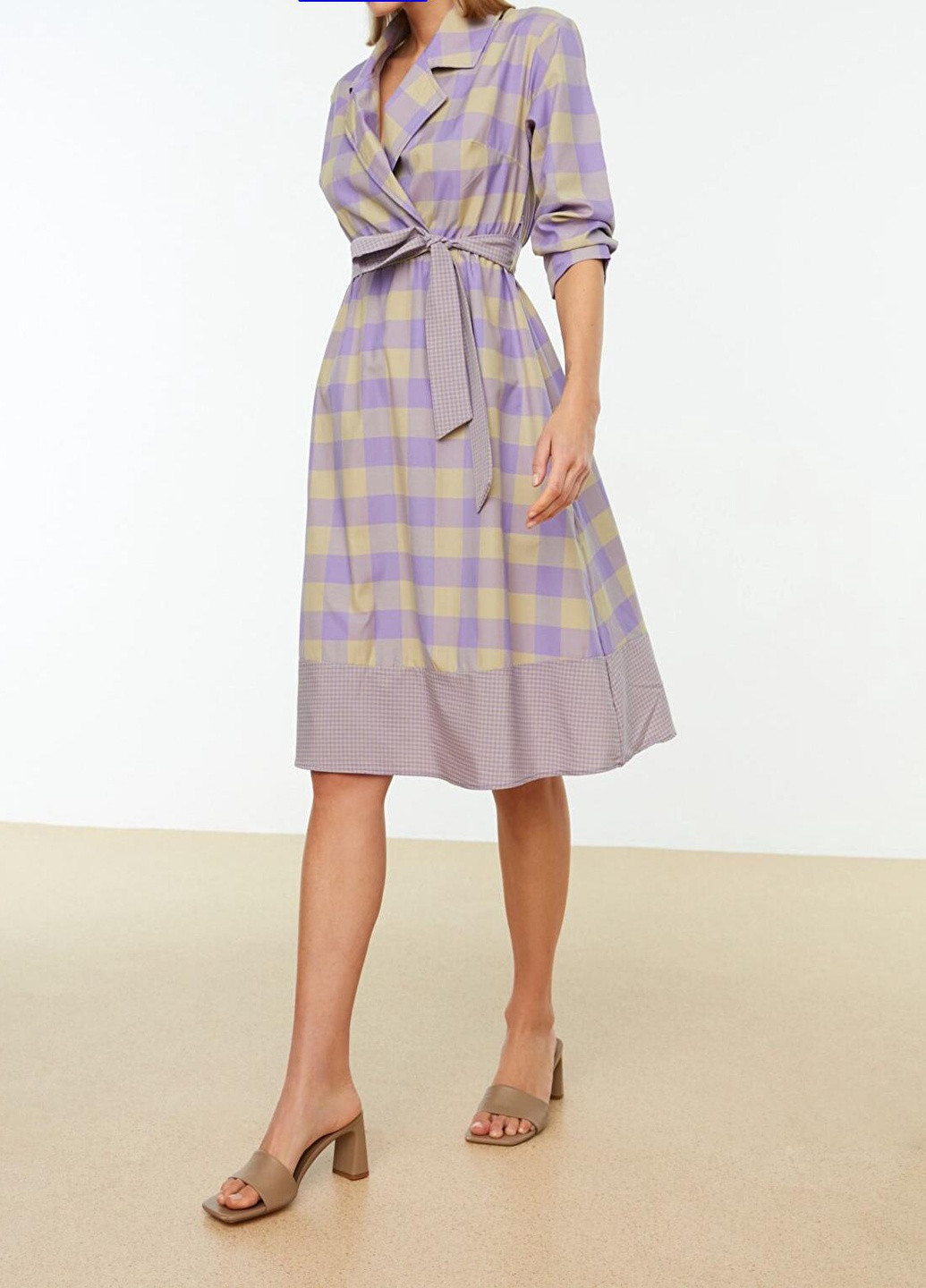 Бузкова повсякденний сукня AMORI в клітинку