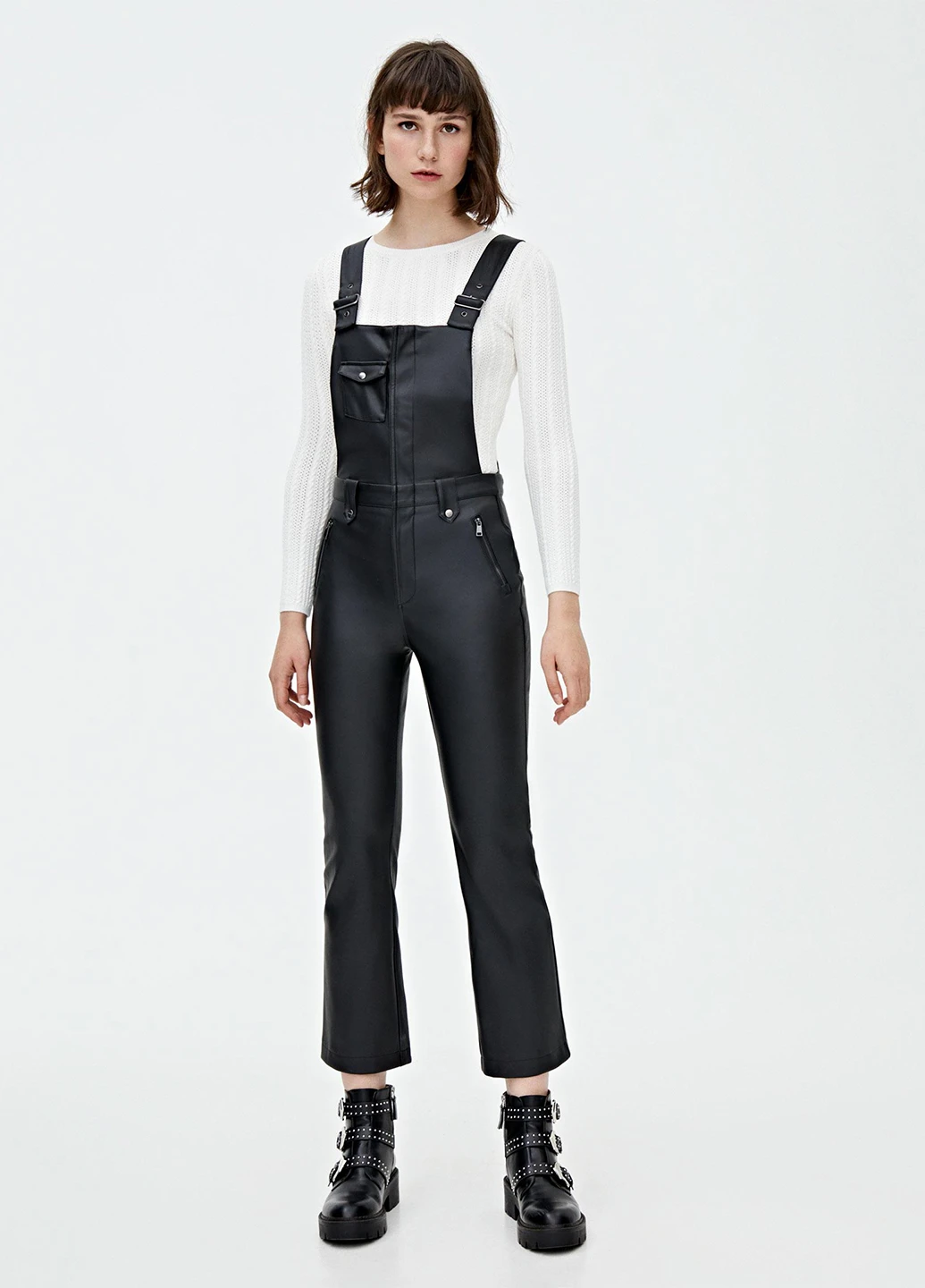 Комбинезон Pull & Bear комбинезон-брюки однотонный чёрный кэжуал искусственная кожа